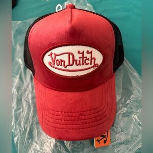 Von Dutch Velvet Trucker SnapBack Cap Hat BRAND NEW WITH TAG